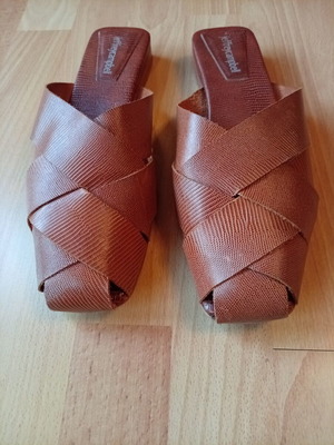 Δερμάτινες γυναικείες mule Jeffrey Campbell μεταχειρισμένες, ν.41, καφέ