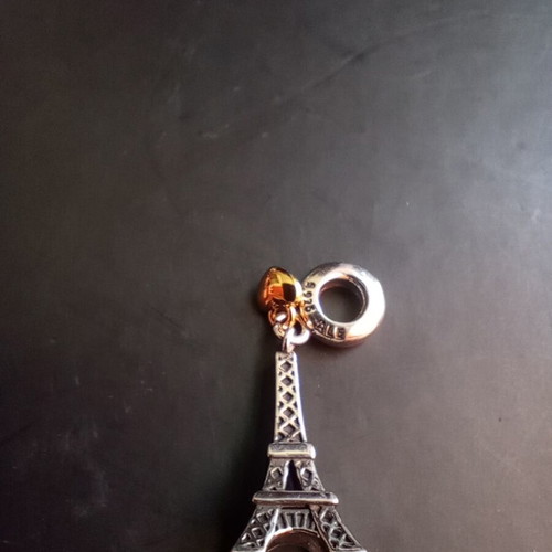 Eiffel Tower Pandora charm like new, silver