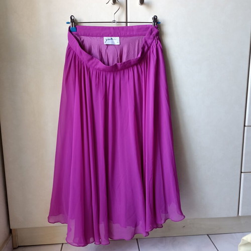 Skirt purple-fuchsia like new, size XL-XXL, Yvette