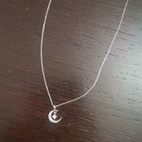 Necklace with moon and zircon, like new, stainless steel