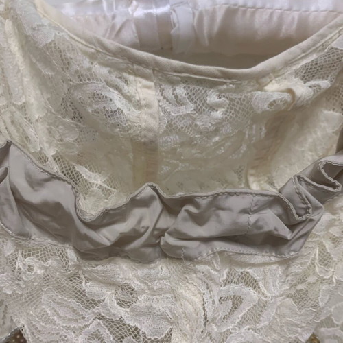Lace jacket Rococo like new, white with rhinestones