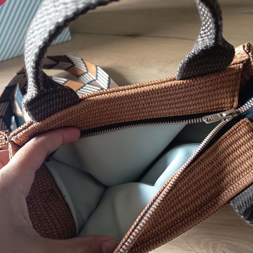 Bleecker & Love Hand Bag New With Waterproof Lining Brown