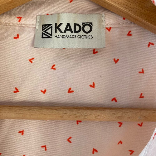 Cropped shirt with hearts one size, like new, beige and red