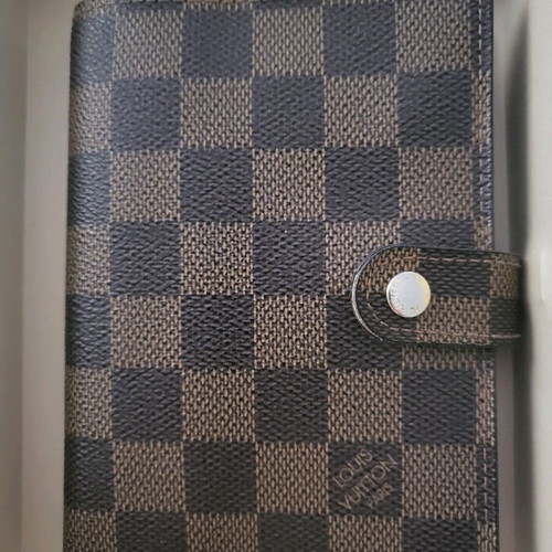Louis Vuitton Damier agenda used, brown, with box