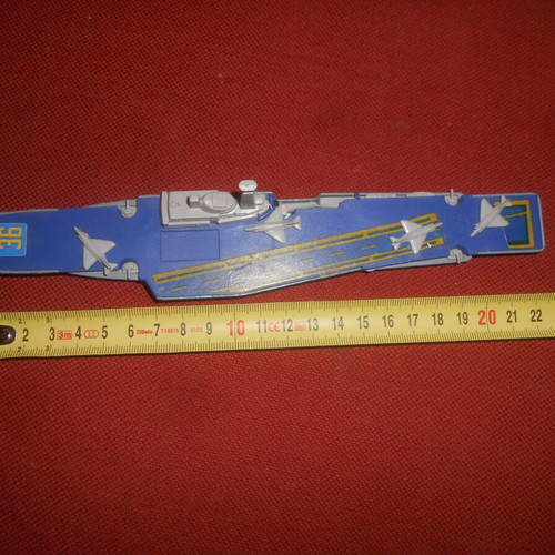 Matchbox Sea Kings K-304 Aircraft Carrier Lesney 1976