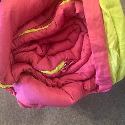 Gelert Huddle Junior Kids Sleeping Bag like new, 2-season