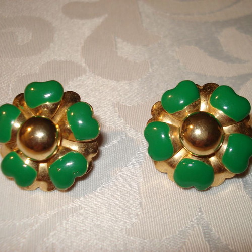 Clip-on earrings like new, 3cm