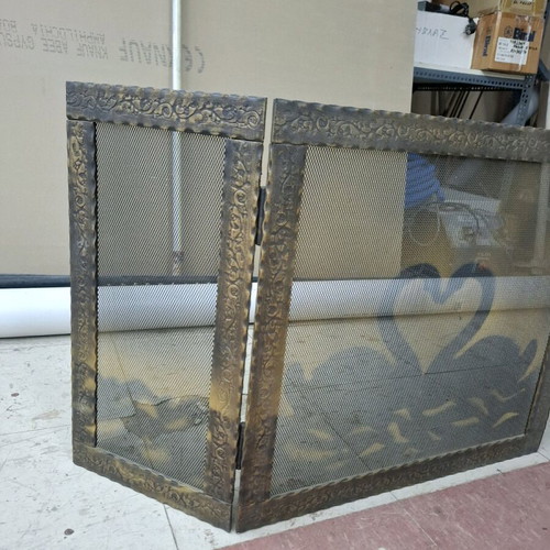 Fireplace screen swan-shaped new