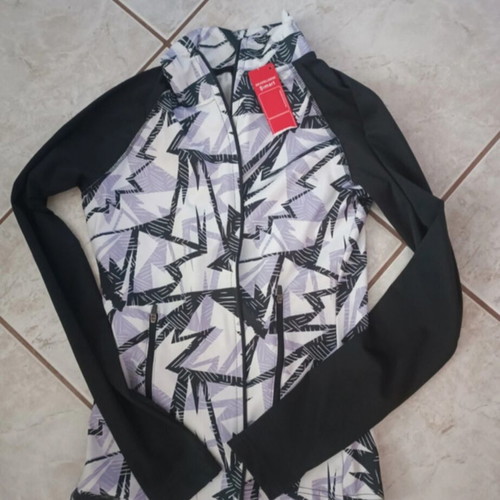 Simart sports jacket small, black and purple
