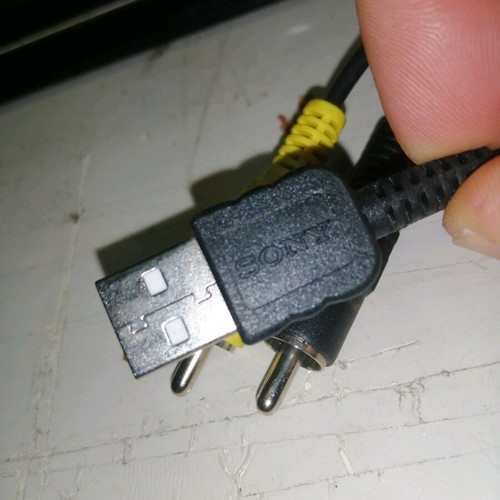 Sony camera cable like new