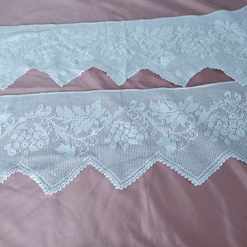 Vintage handmade wide crochet lace set of 2 with grapevine design, like new