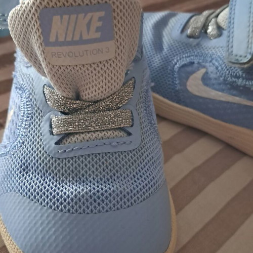 Nike Revolution 3 baby shoes size 19.5, like new