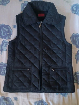 Fubu vest like new, black, size L
