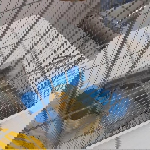 Κλουβί διπλό για καναρίνια σαν καινούργιο με φωλιά και ποτίστρες