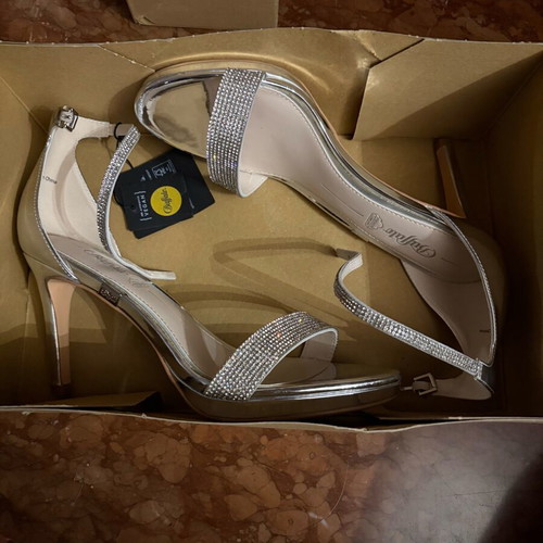 Buffalo silver strass heels like new