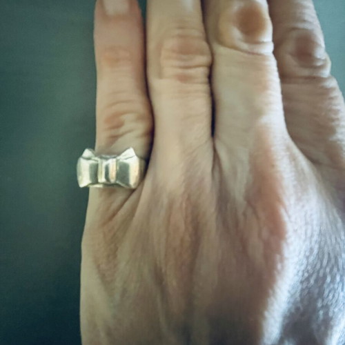 Silver Ring 925 Bow Design like new