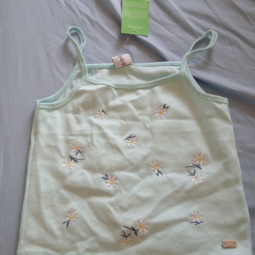 Pastel tank top with daisies size XS/S new