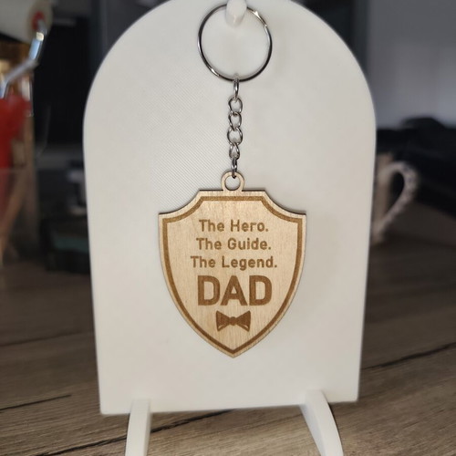 Woodcraft keychain Dad The Hero The Guide The Legend new, beige