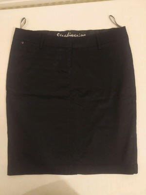 Stradivarius skirt size L used, above knee length