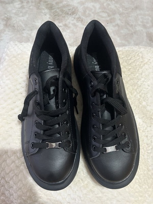 Men's casual shoes size 42, new, black