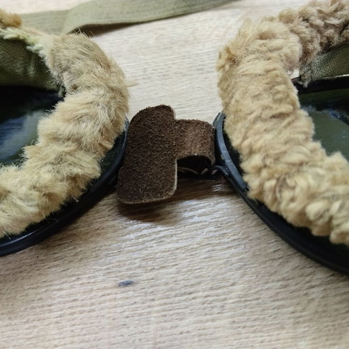American Army World War II Ski-Mountain Goggles like new