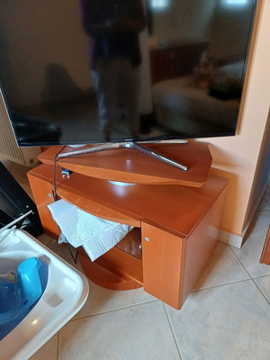 Cherry color TV stand like new