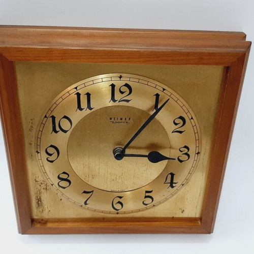 Weimar vintage wall clock quartz used, DDR design