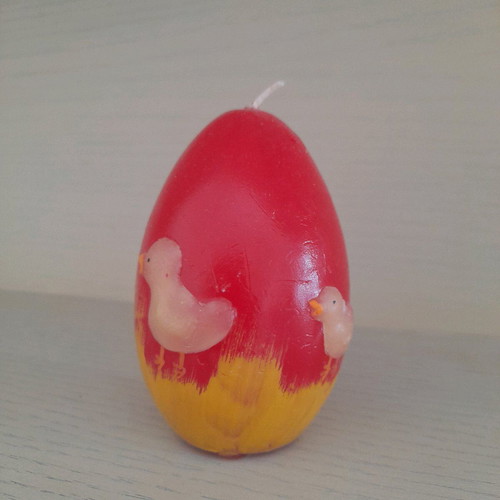 Vintage Easter egg candle 10 cm like new