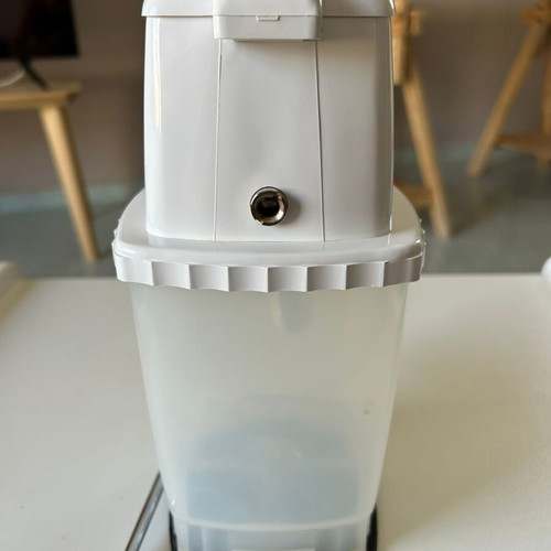 Vintage swing away ice crusher plastic hand used