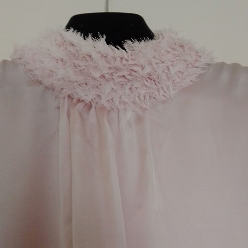 Zara baby pink sleeveless top like new with decorative feathers