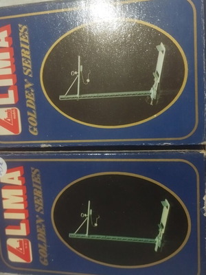 Lima HO Scale Overhead Line Poles pack of 24 like new