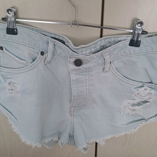 Volcom Women's Denim Shorts Like New with Front Rips