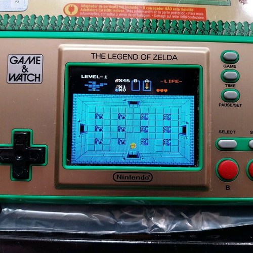 Game & Watch The Legend of Zelda like new, limited edition Nintendo console