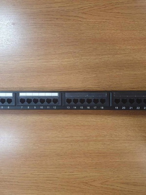 Patch Panel CAT6 UTP 24 ports 1U like new