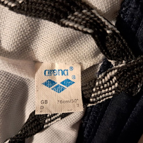 Arena men's swim brief dark blue size Small/Medium