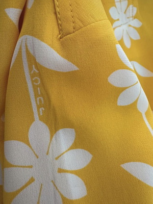Φόρεμα Juicy Couture καινούργιο, κίτρινο με λευκά λουλούδια, μέγεθος M-L