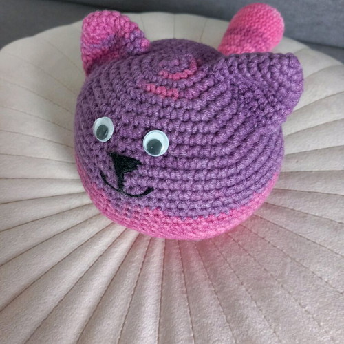 Handmade cat doll 18 cm new, cotton yarn