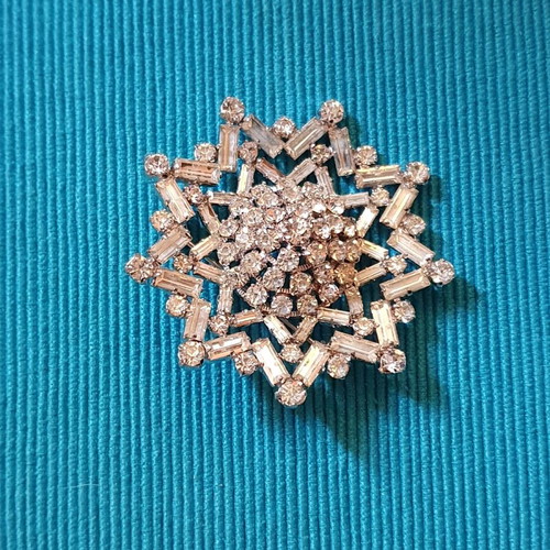 Vintage brooch Western Germany like new, silver with crystals
