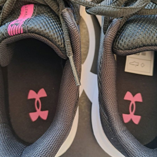 Under Armour athletic shoes like new, size 39, black pink