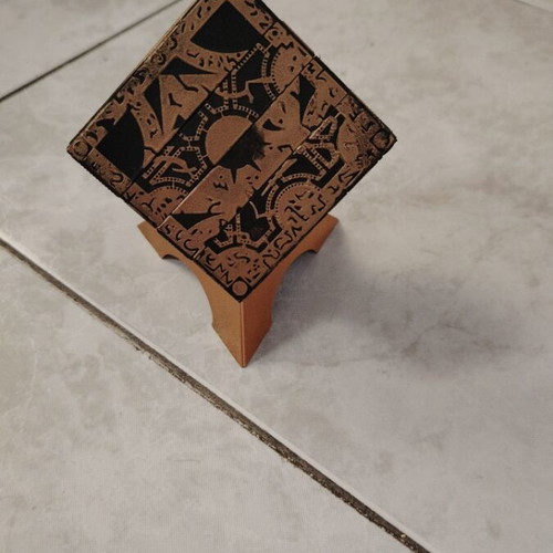 Hellraiser Cube like new from the famous movie