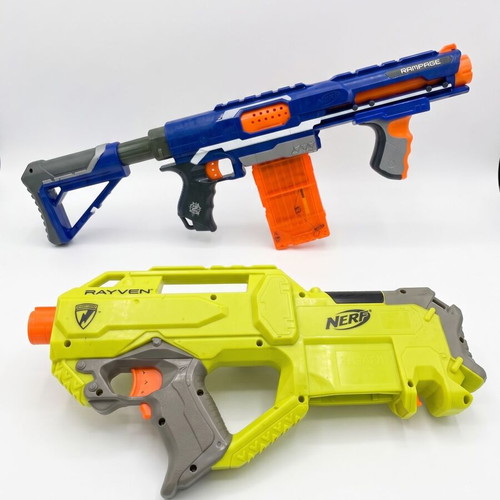 Nerf blasters set like new, 11 authentic guns with accessories and darts