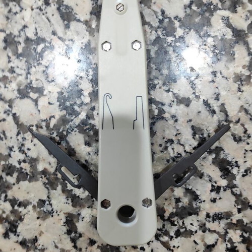 Krone type wiring tool with built-in scissors