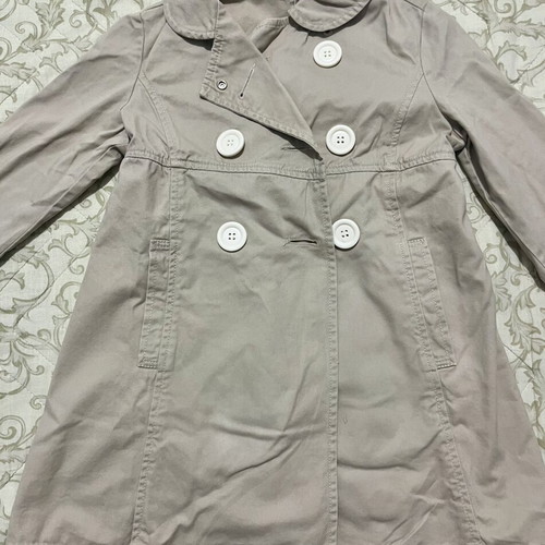 Benetton children's trench coat like new, beige, size 7-8 years