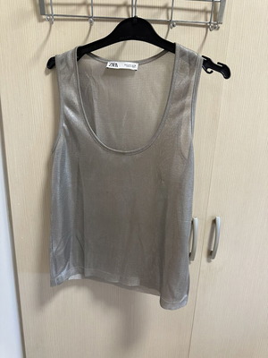 Zara top silver thread small like new