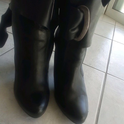 Muher Vov/Nov ankle boots black leather like new, 8 cm heel