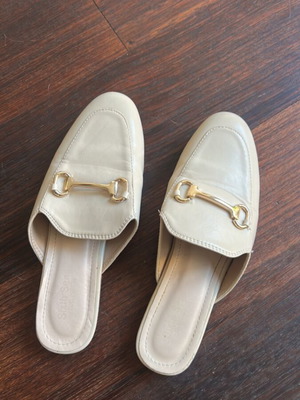Backless loafers beige used, size 37, gold horsebit