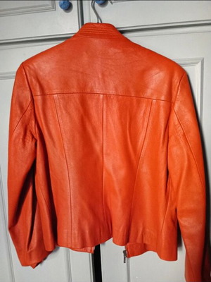 Passager leather jacket orange like new