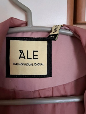 Μπουφάν Ale ελαφρύ dusty pink σαν καινούργιο, μέγεθος M