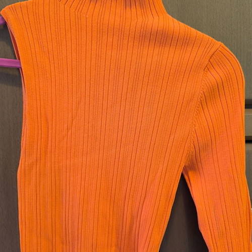 H&M orange bodysuit medium new without tag