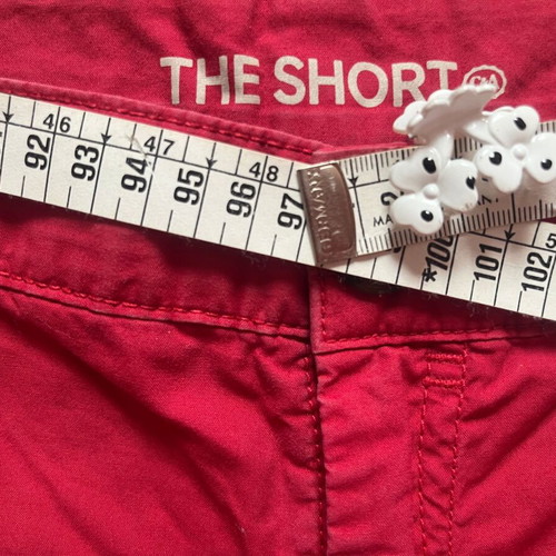 The Sort women's chino shorts XL used, red